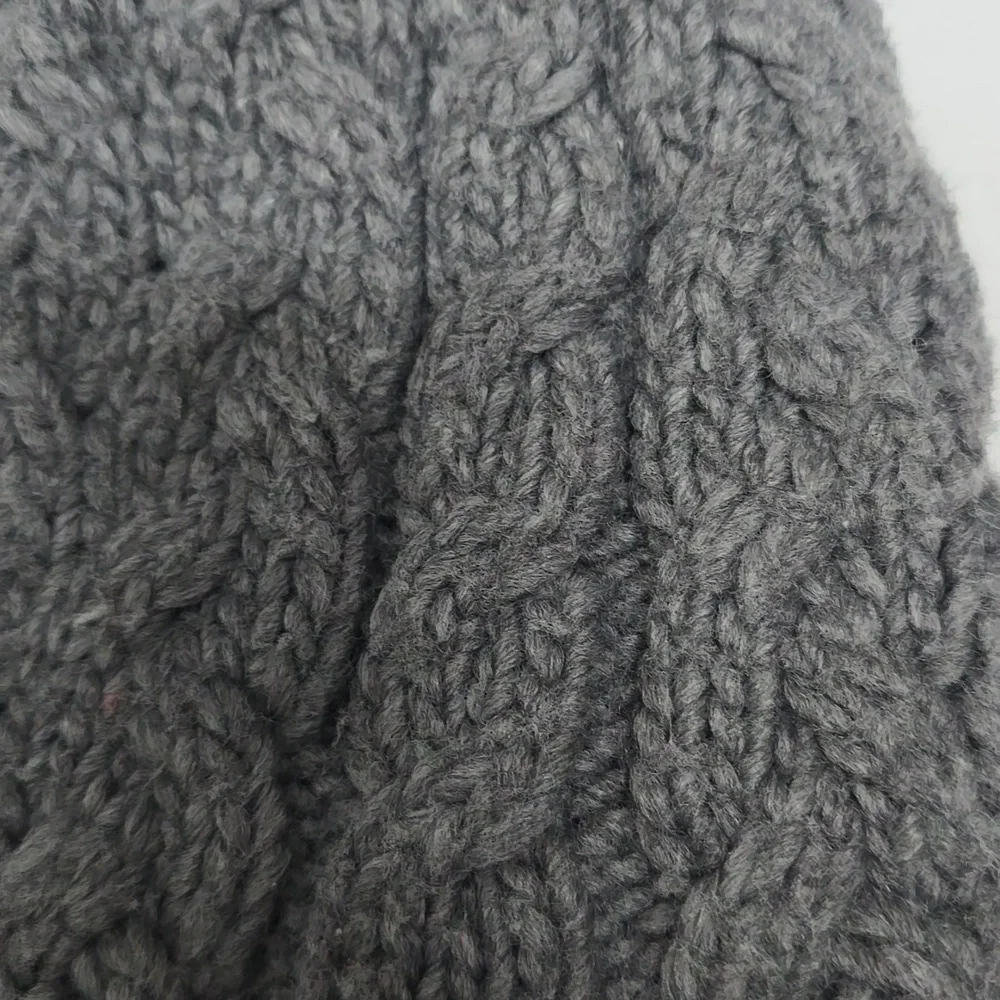 New York & Company Gray Cable Knit Beanie